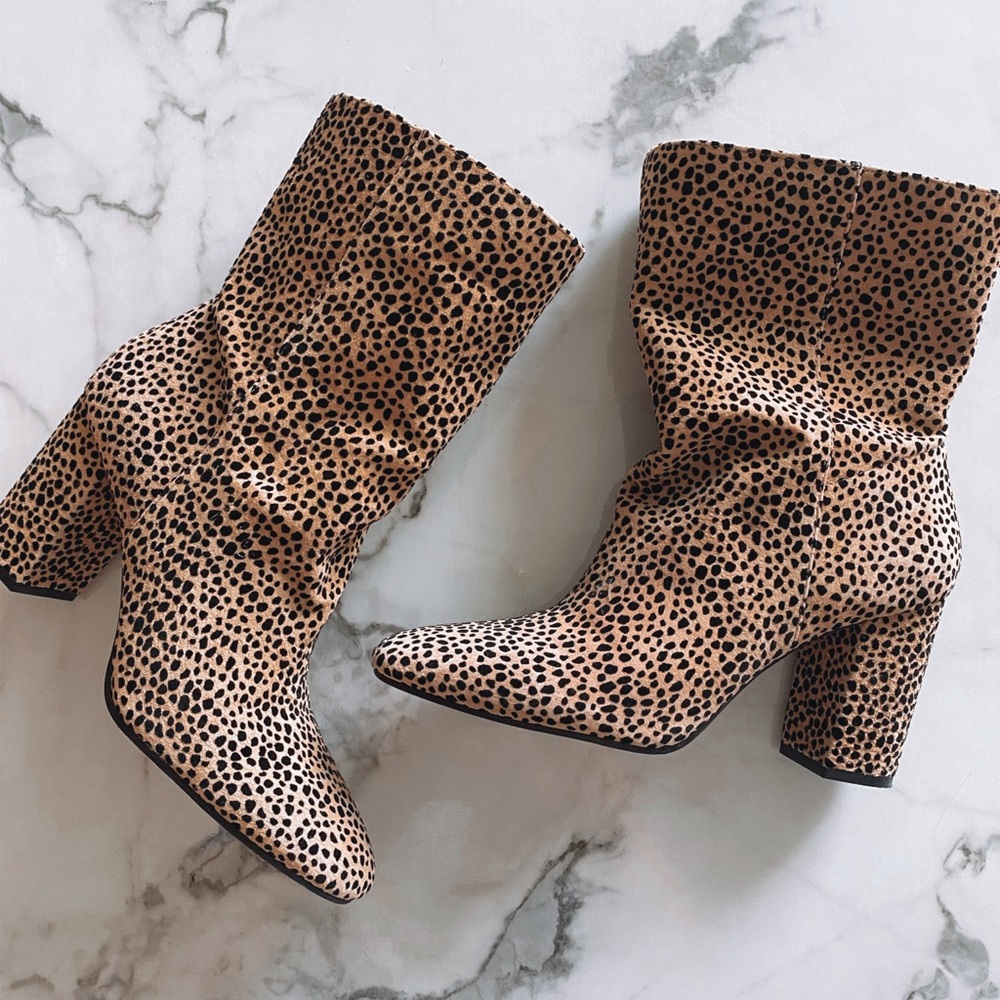 Kaelin cheetah booties